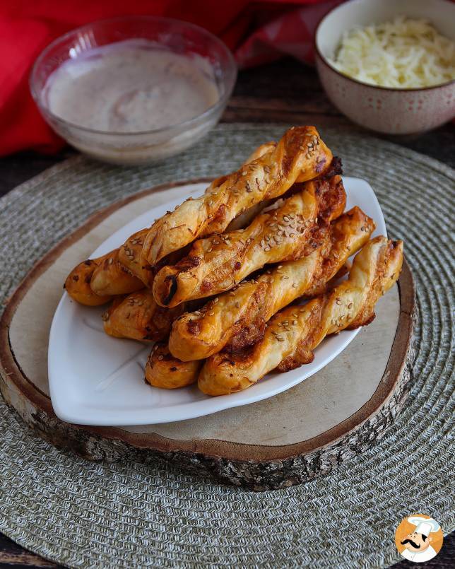 2. Puff pastry braids with red pesto.