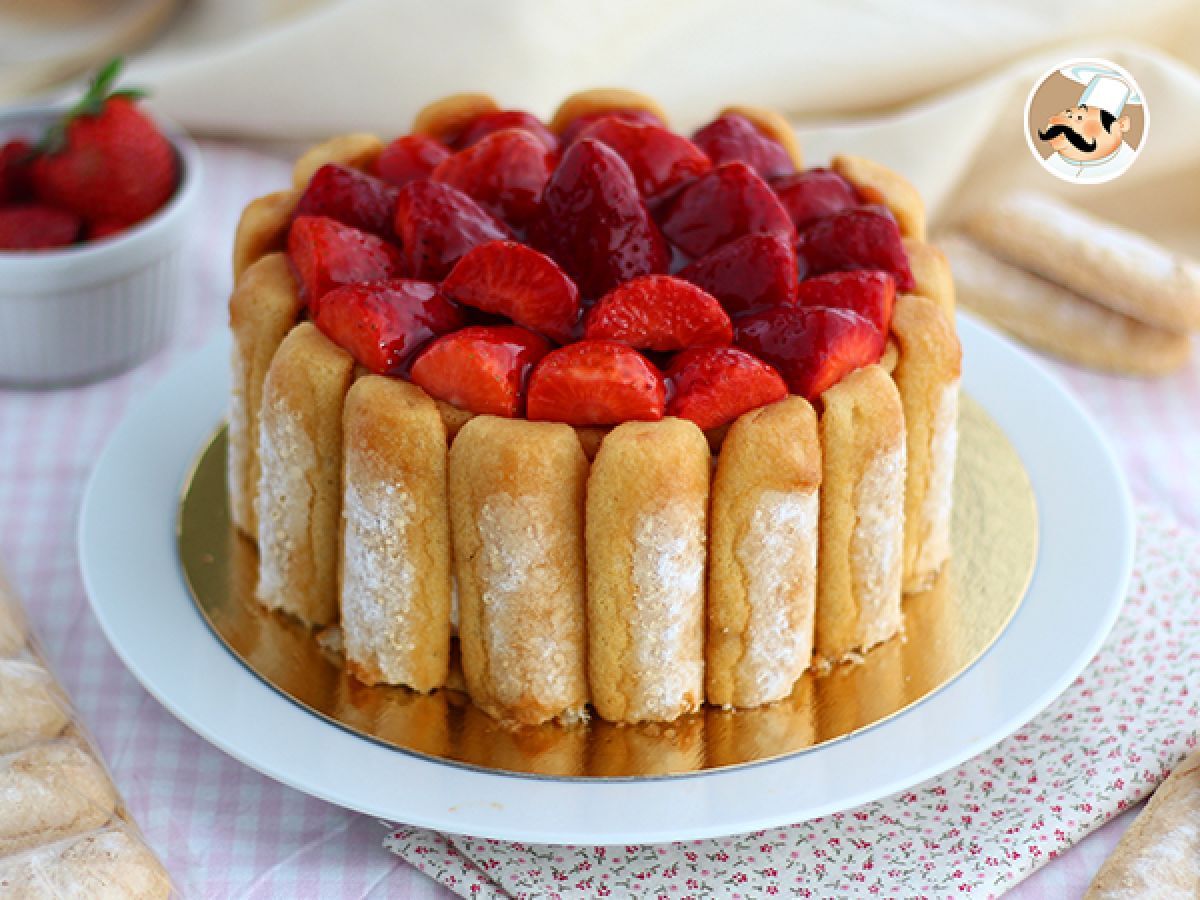 Strawberry charlotte