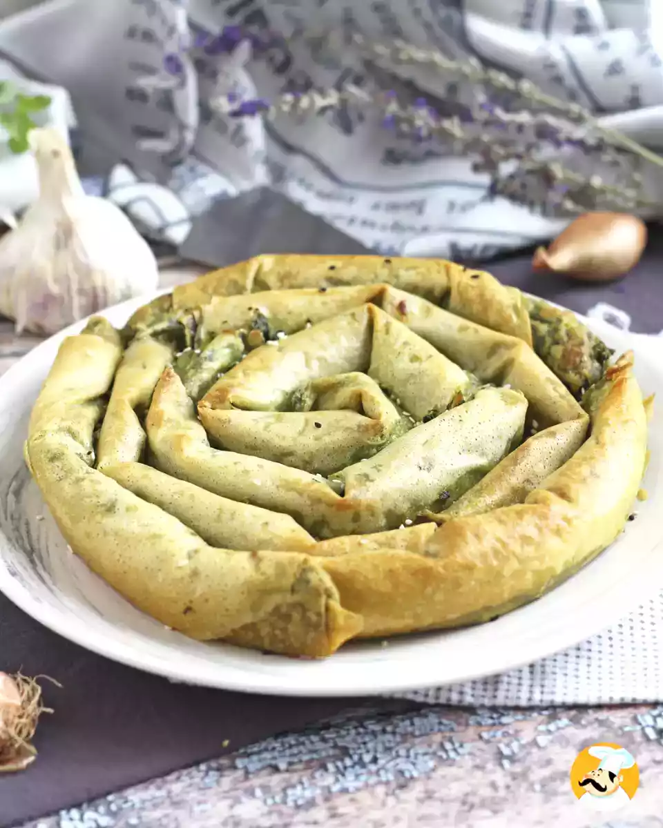 Borek, turkish spinach and cheese pie
