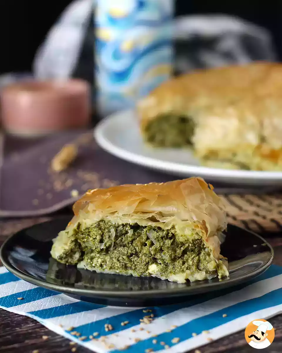 Greek spinach and feta cheese pie (spanakopita)