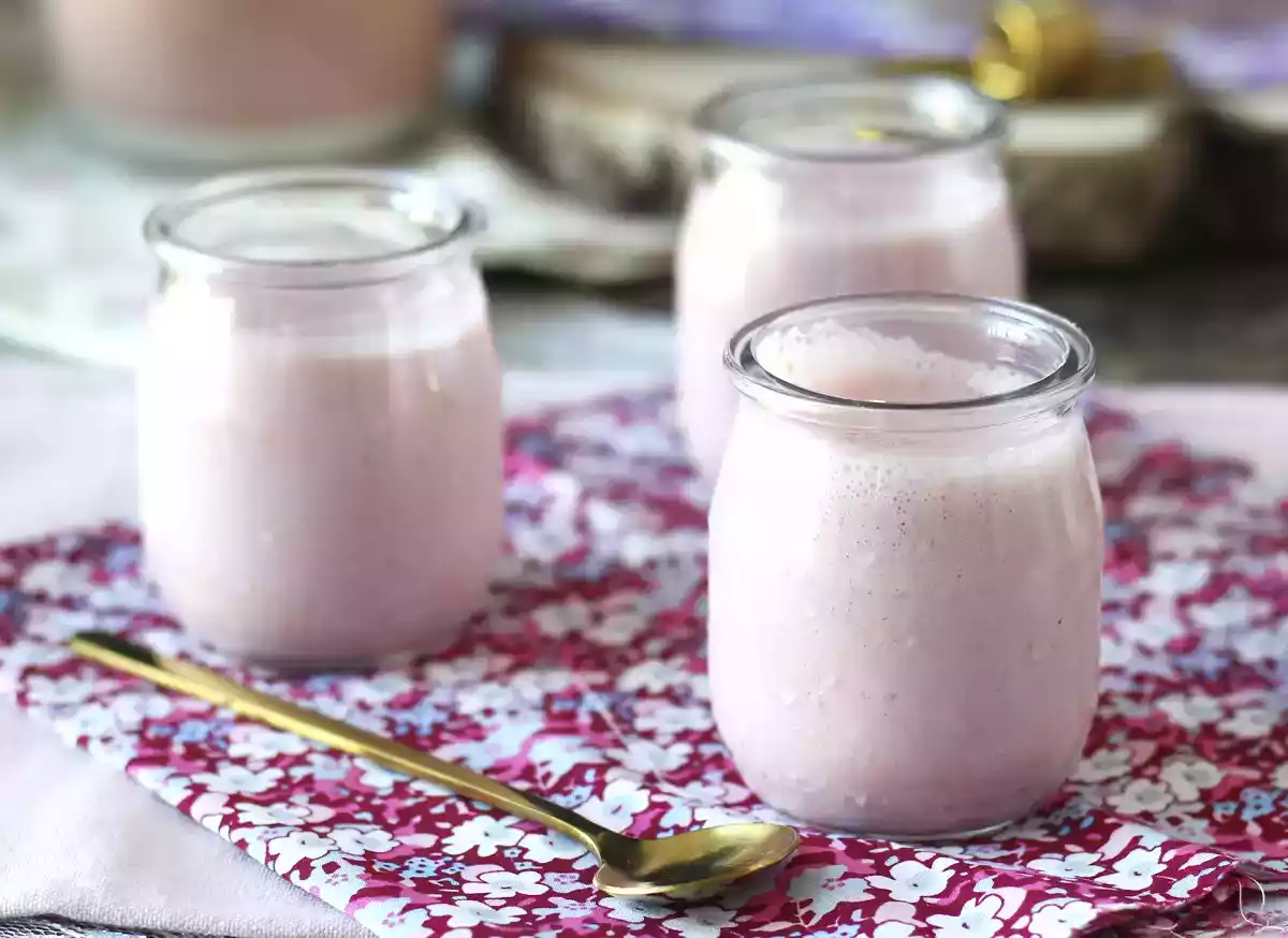 Healthy petit suisse yogurts