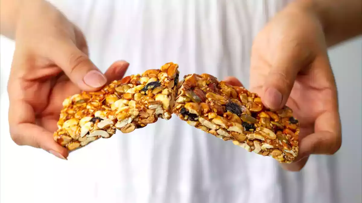 Should you go for protein bars? What they really provide (and what they hide)