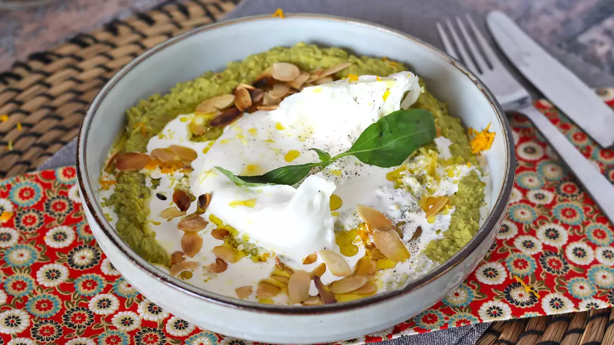 8 incredible spreads that you can make with a mixer (or fork) and that are a hit with appetizers