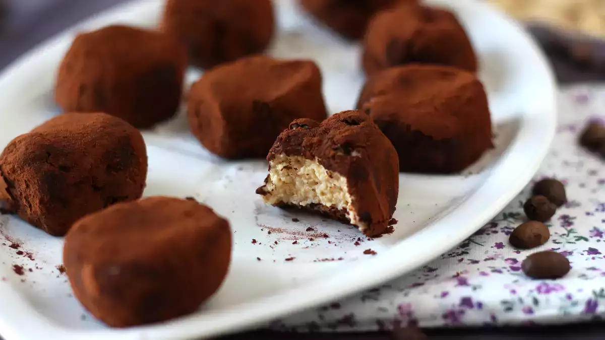 If you love tiramisu, you'll love these 5 recipes that reinvent the way you enjoy it.
