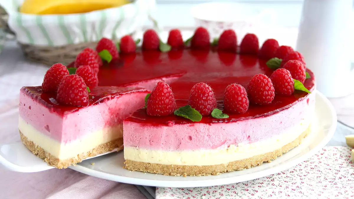9 desserts that look like they came out of a bakery (but you make them at home)