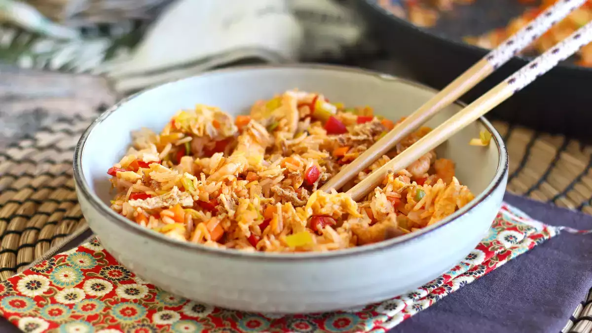 Left over rice? Great news: it can be turned into a surprising dish, much tastier than the original