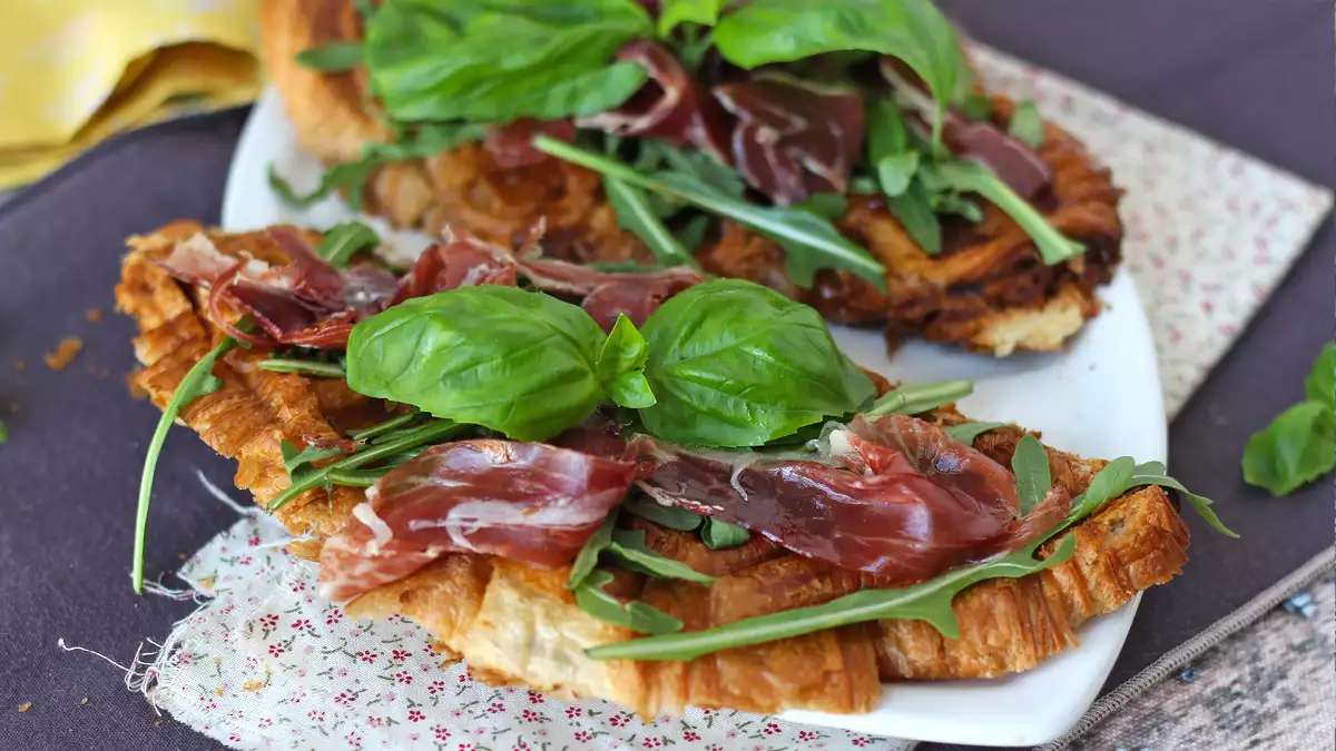 17 delicious ham recipes to please both young and old, from everyday favorites to creative new ideas