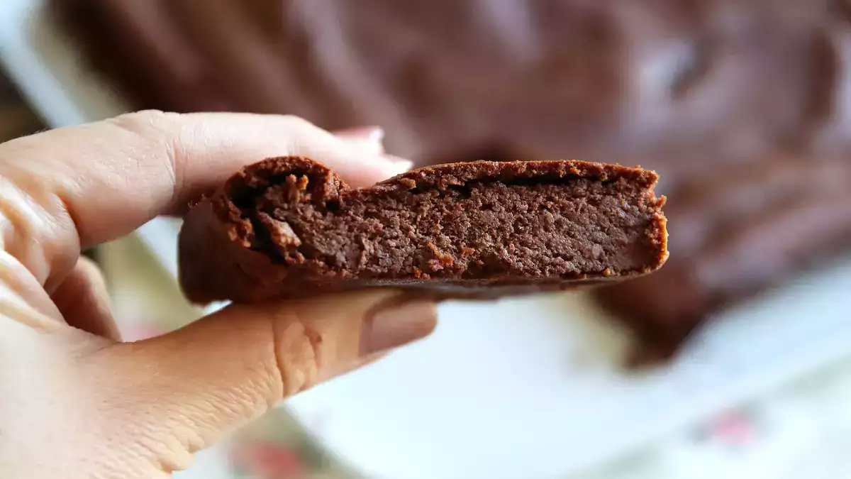 The trick is pumpkin (but not only): super soft, butterless and gluten-free chocolate cake