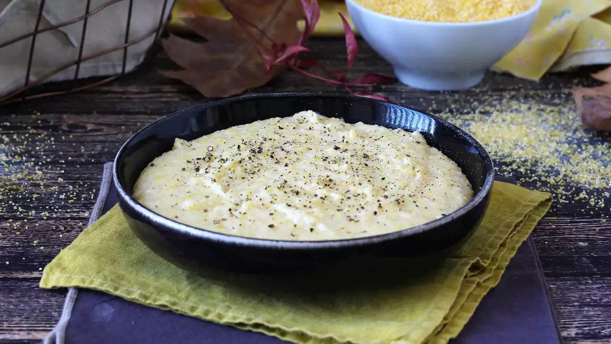 The secret to the perfect creamy polenta? It's not just water, but a special ingredient!