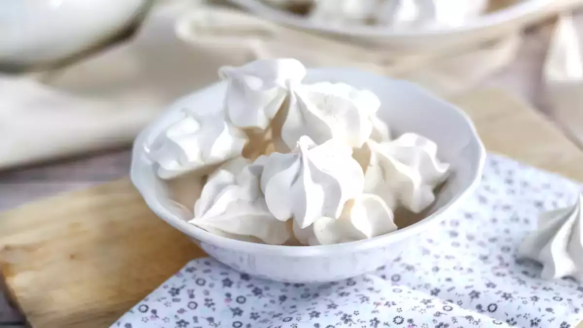 Most common mistakes when making meringue and how to avoid them for perfect peaks every time