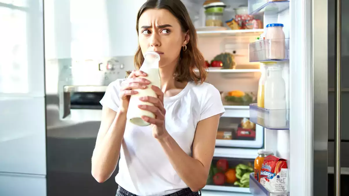 Drinking cold milk from the bottle: the habit that weakens the immune system