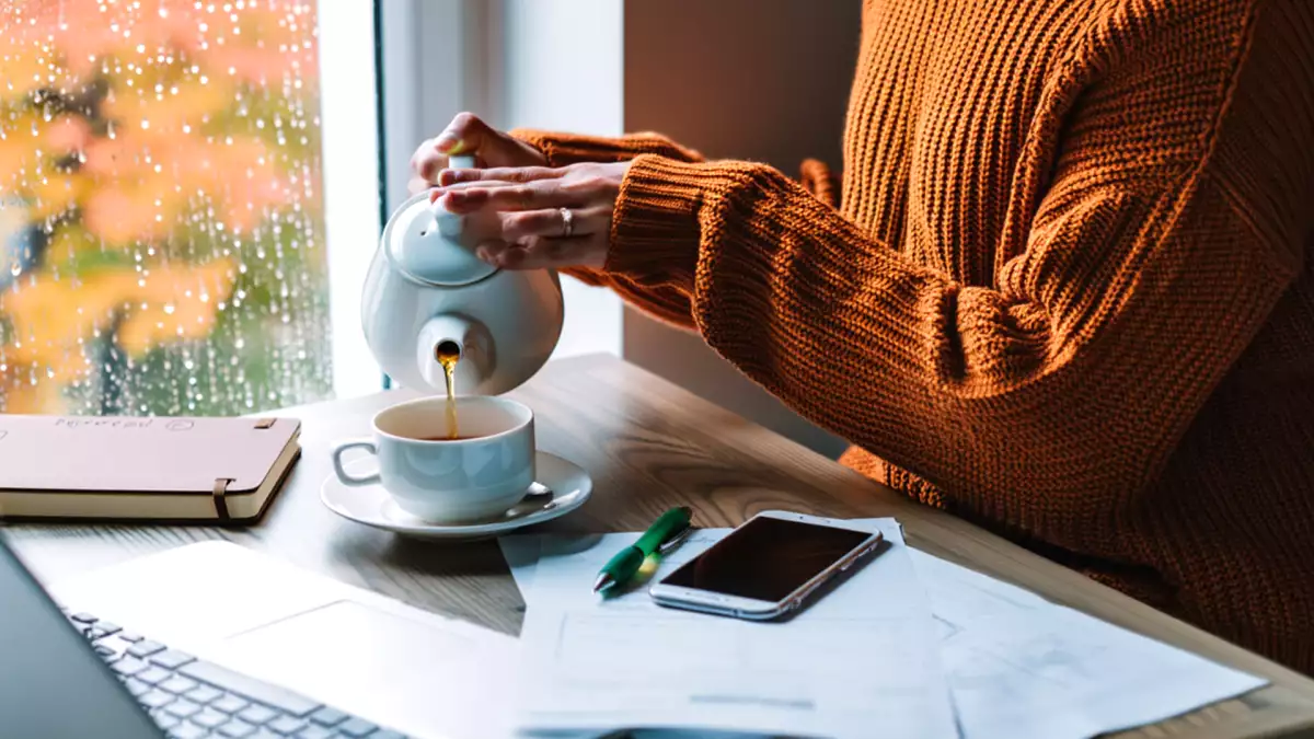 You think you're hydrating yourself in the cold... but is tea really a substitute for water?