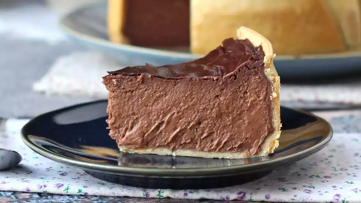 These 29 chocolate desserts are so rich and velvety, stopping at one bite is simply not an option