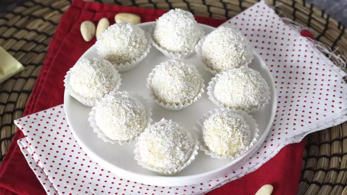 These 3 Christmas sweets turn the iconic Raffaello flavor into homemade magic you’ll want to gift (or keep)