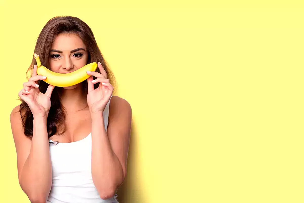 Foods that truly make you happy, according to experts (and some will surprise you!)