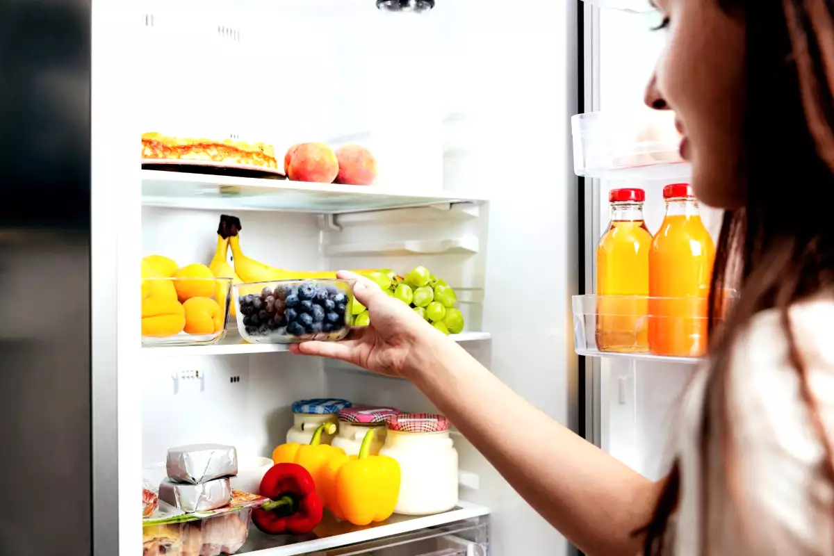 Why placing a roll of toilet paper in the fridge can actually be useful