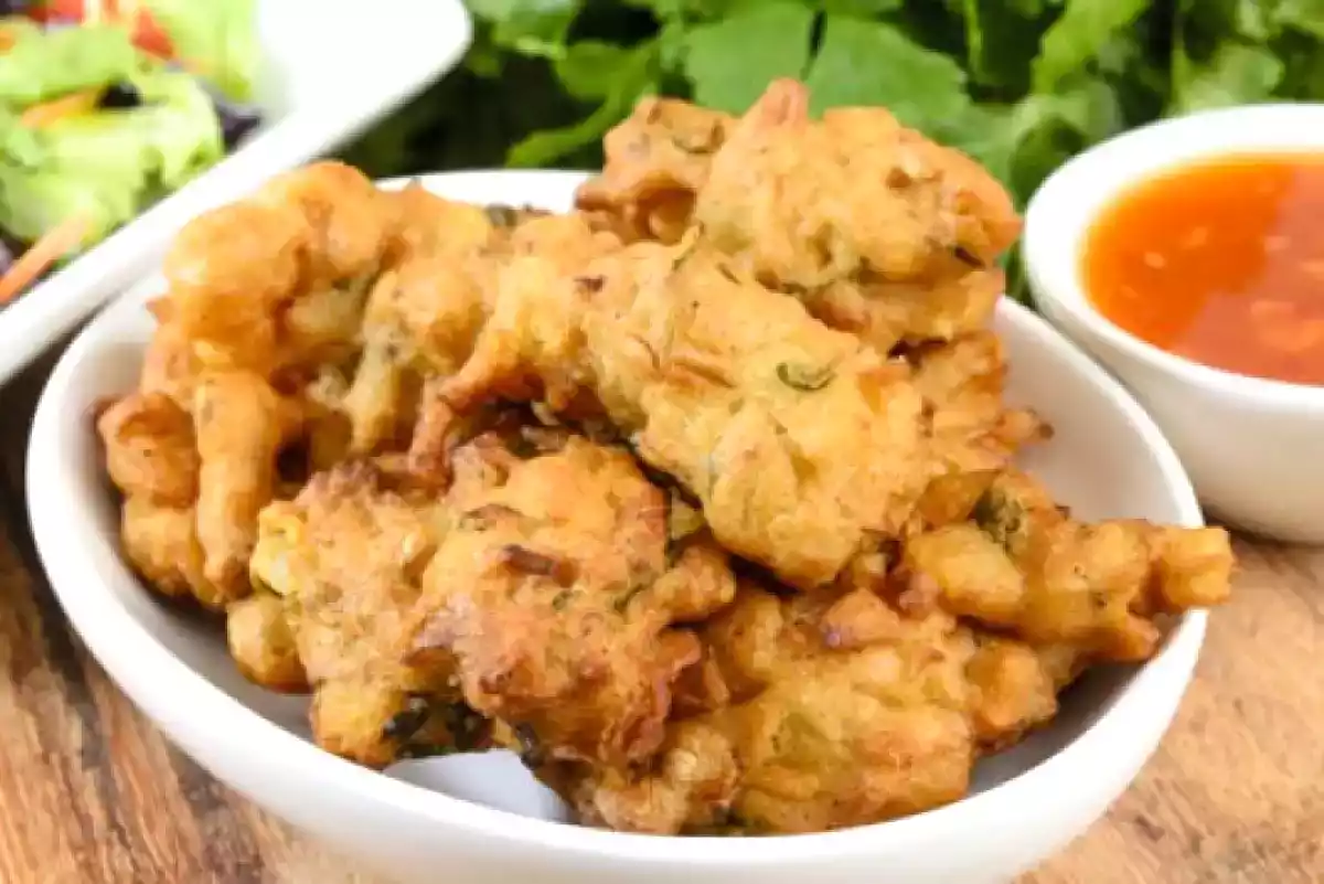 Pakora: Savoury Indian Snacks for All Times