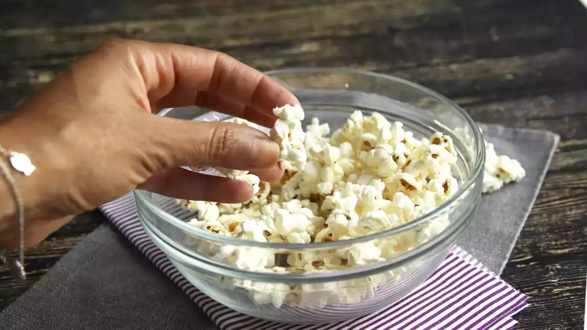 Your popcorn doesn't need more salt: it needs this to make the seasoning really stick