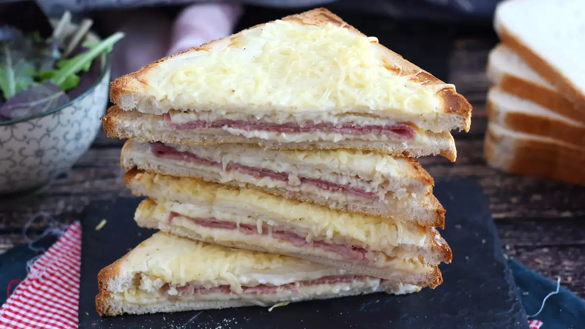 13 iconic sandwiches from around the world that make you want to travel and eat them