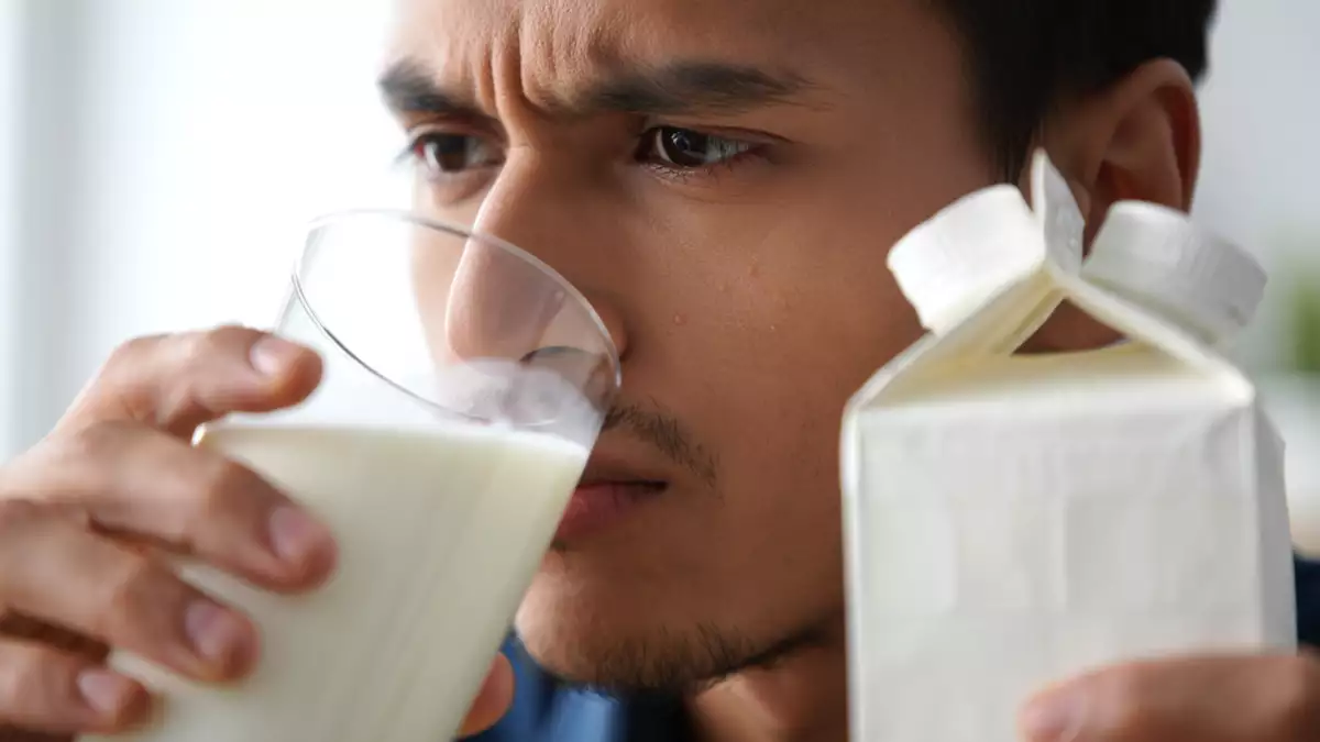 Is milk safe after its expiration date? Science-backed tests and foolproof ways to reuse it