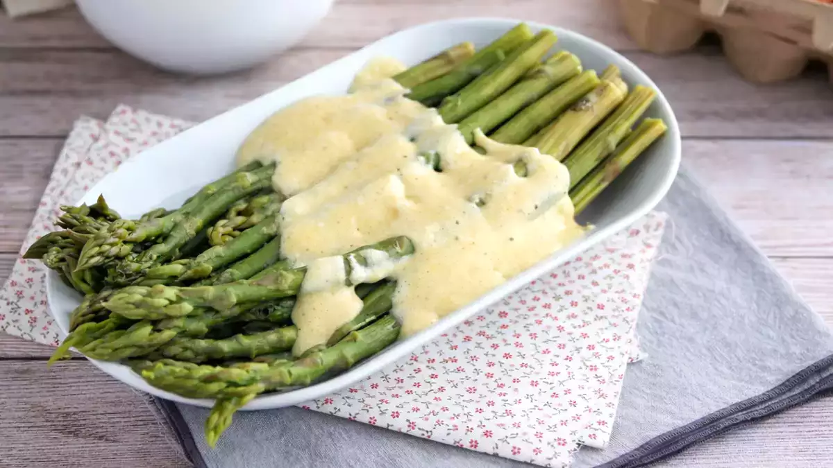 3 sauces that enhance green asparagus without masking its flavor