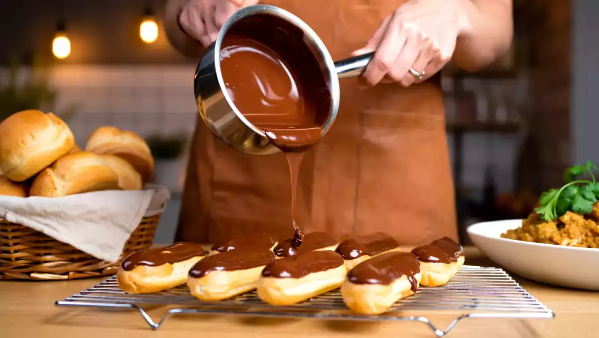 Daily Menu, april 30: Indulge in a flavorful journey with burger-style buns, kaju posto chicken, and chocolate éclairs