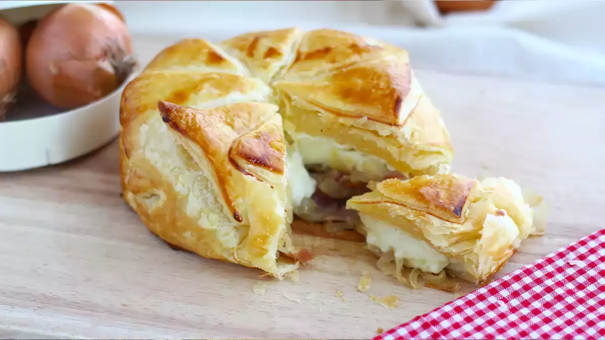 Daily Menu, may 5: A cozy culinary journey: flaky camembert, dill rice, and vanilla mousse