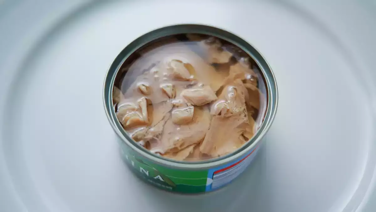 Shopping for tuna? Simple supermarket tips to choose lower-mercury cans and quick habits to adopt