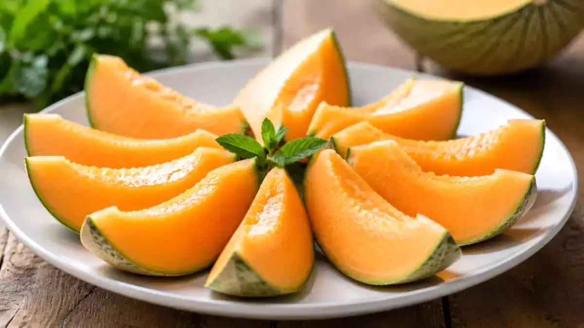 How to tell a ripe melon: 5 clear clues to find the best supermarket melon before you buy today