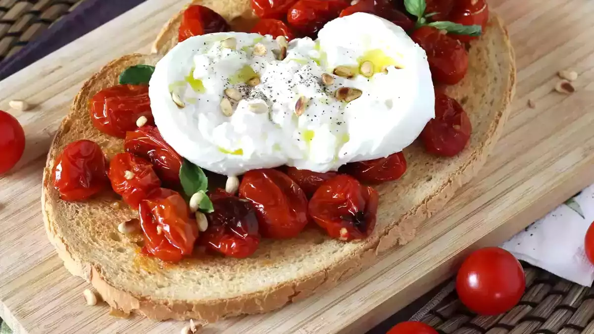 Mozzarella vs burrata vs stracciatella: how to spot the differences and lift your recipes with ease