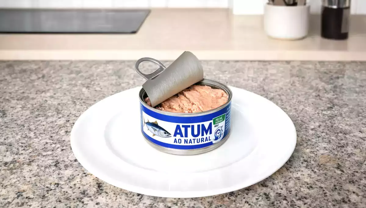 Opening a can and leaving it in the fridge? Experts say this common habit could be a risky mistake