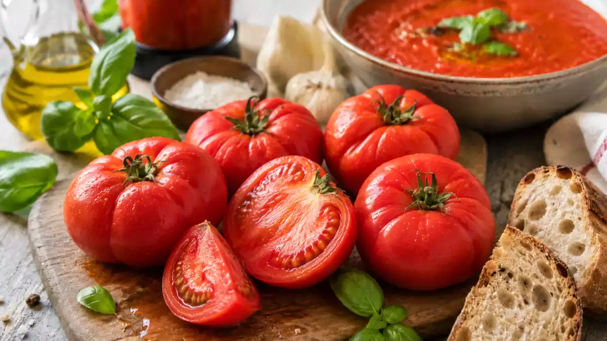 9 simple summer recipes to use very ripe tomatoes before they go bad, quick, fresh ideas now