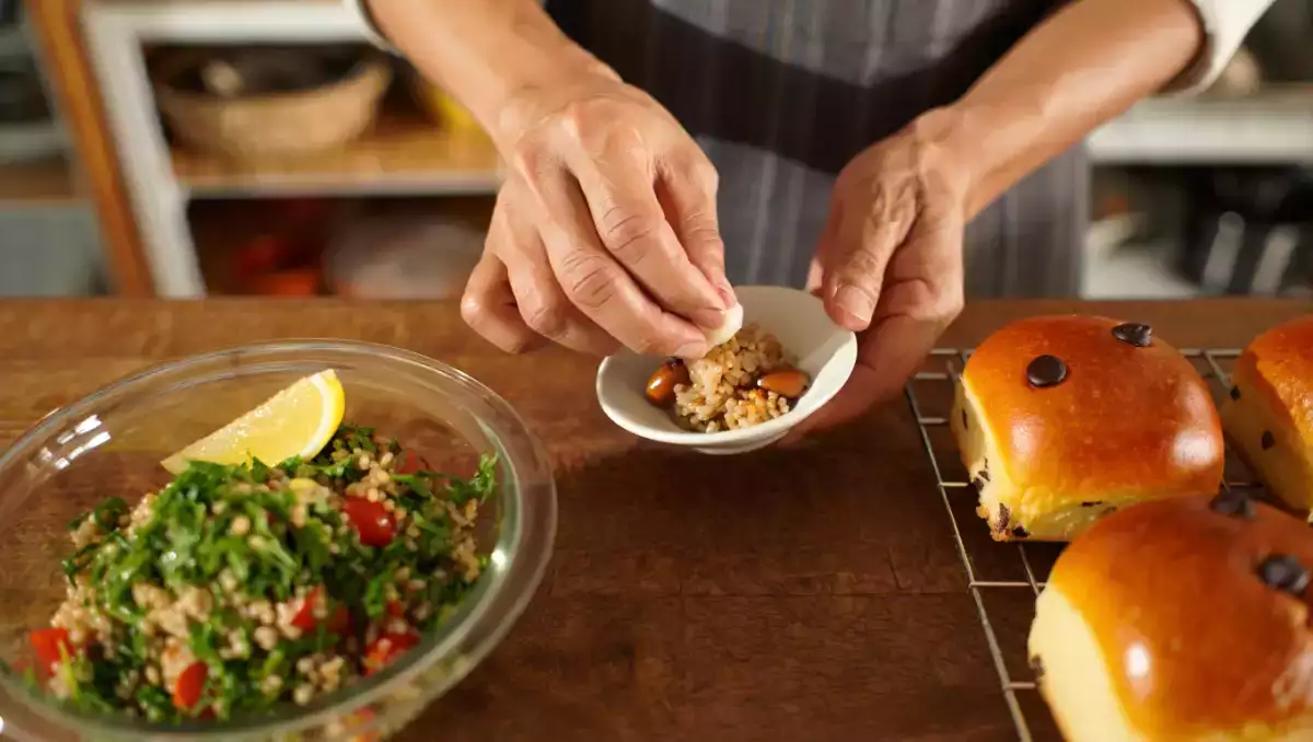 Daily menu, August 1st: a refreshing Lebanese tabbouleh, delightful ginkgo dumplings, and chocolate chip brioche buns