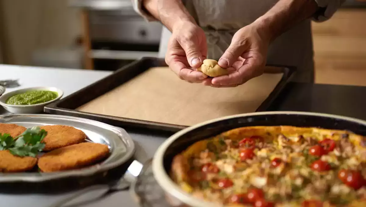 Daily menu, July 27: a delightful mix of low calorie kerala chicken cutlet, savoury clafoutis, and fruit & nut cookies