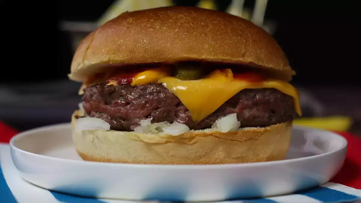 Skip the drive-thru: easy homemade fast-food recipes that make a delicious meal at home tonight