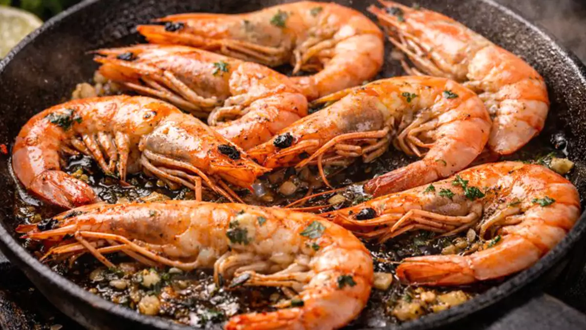 Cooking shrimp with shells on: the surprising outcome that even experienced cooks say surprised them
