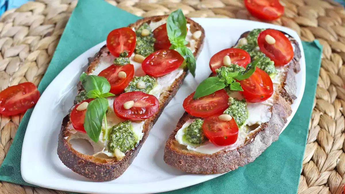 8 easy, irresistible bruschettas that impress every time: simple recipes for any gathering