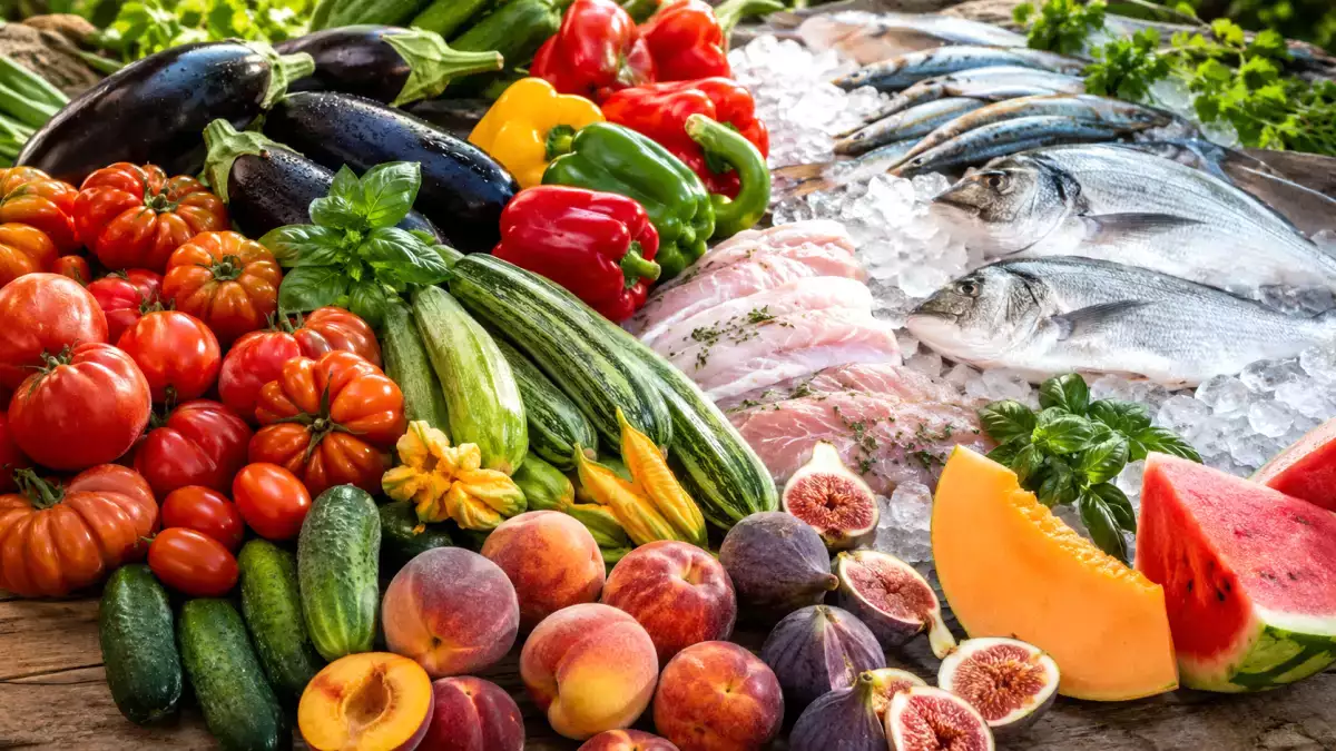 Save money in August: choose these seasonal fruits, vegetables and fish for peak taste and value