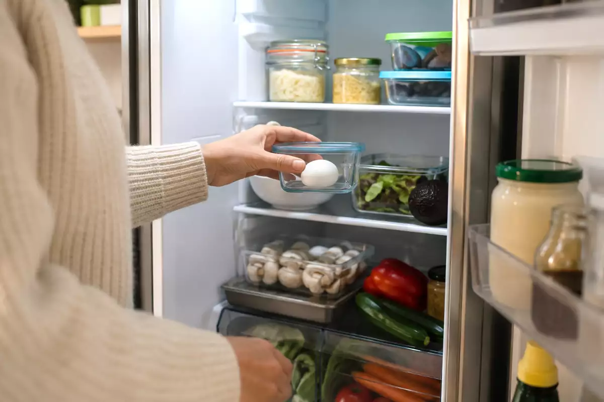 How long can you keep hard-boiled eggs in the refrigerator? Simple tips to store them safely