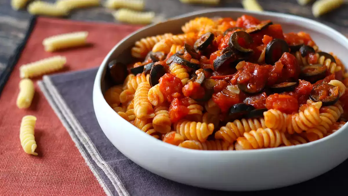 10 summer dinners you can cook right now from cupboard staples you already have - no extra shopping