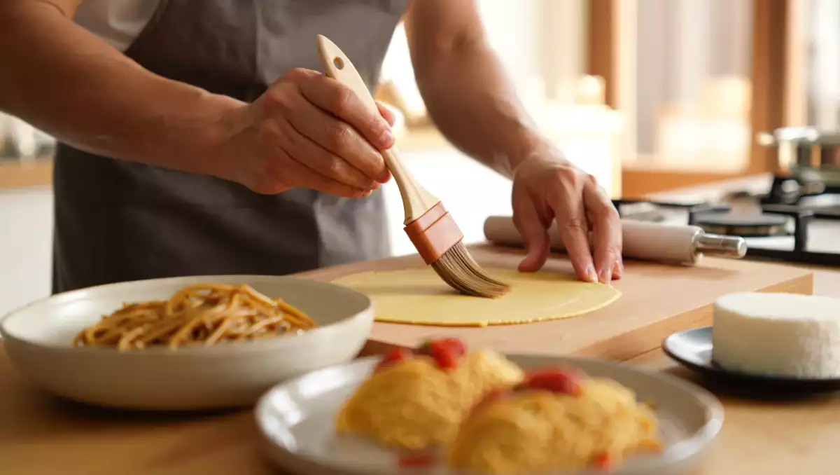 Daily menu, September 5: indulge in Camembert flaky pie, savory Soba noodles, and delightful steamed rice cake