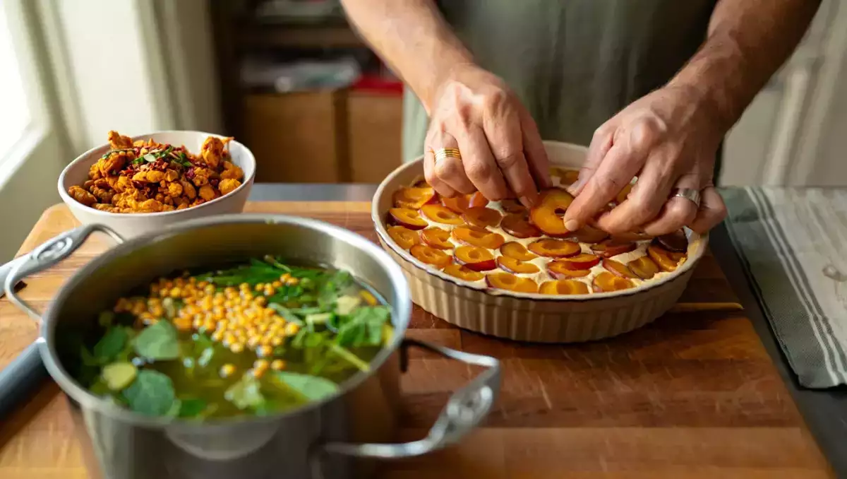Daily menu, September 2: indulge in chilli chicken, mint rasam, and upside-down mirabelle plum cake