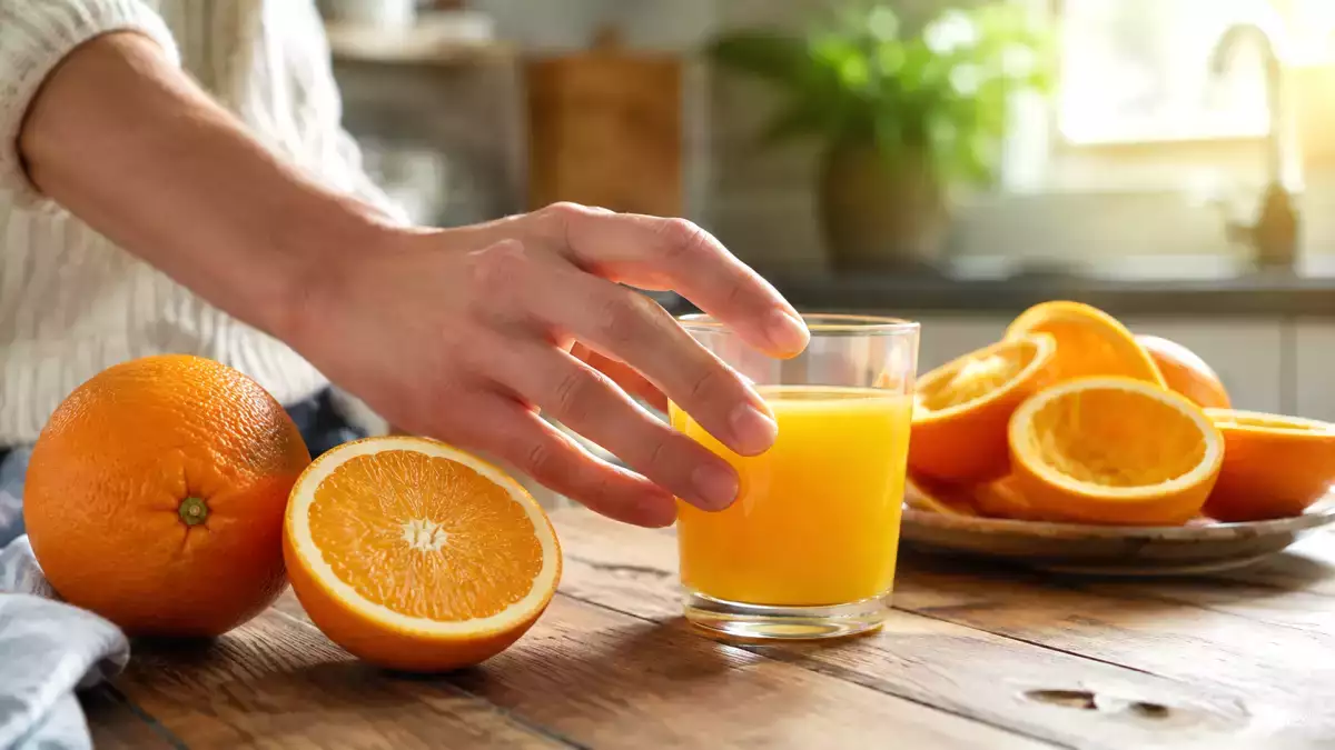 Why swapping juice for a whole piece of fruit can quietly throw off your food tracking calculations