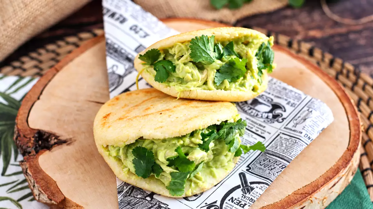 Arepas made easy: 7 colombian and venezuelan styles that show how fillings change everything