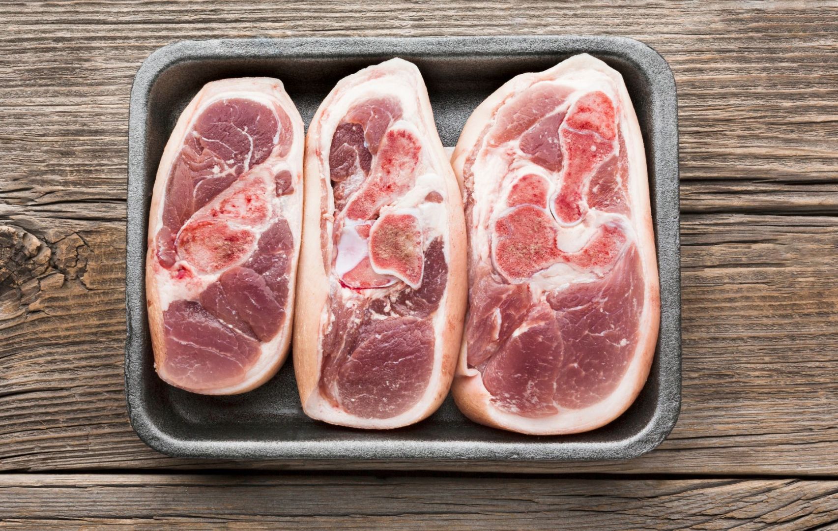 Fatal mistake: do you thaw meat the wrong way?