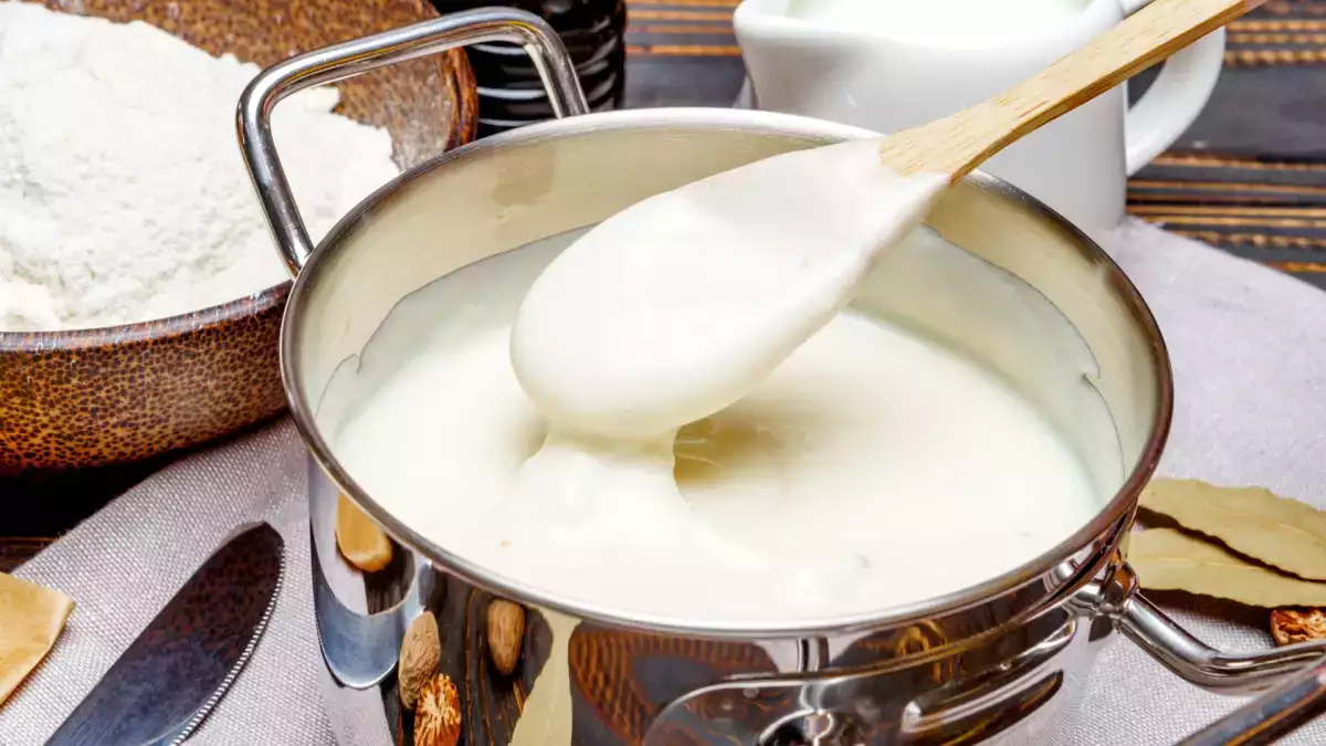 Did your béchamel sauce turn out wrong? What to do if it's too thick or lumpy