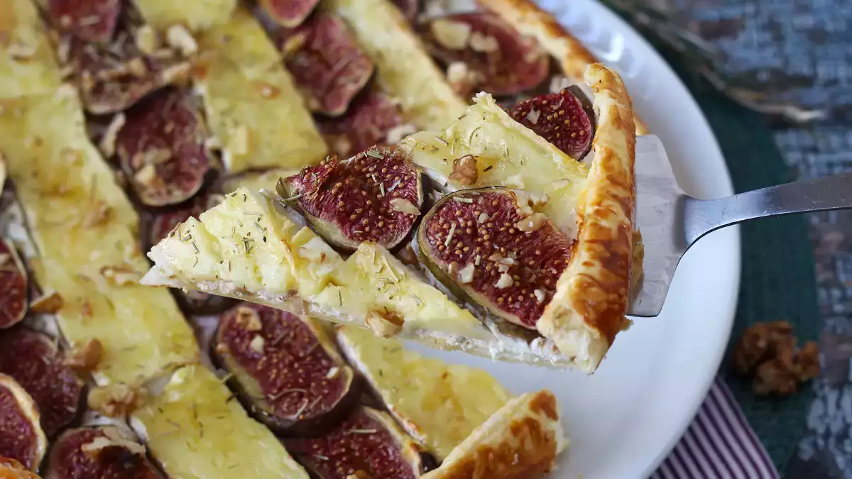 Before the fig season ends, try this thin-crust tart with Brie and walnuts