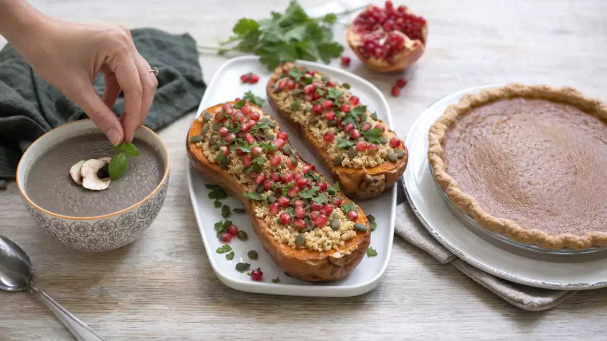Daily menu, October 25: mushroom velouté, pomegranate quinoa squash and classic pumpkin pie