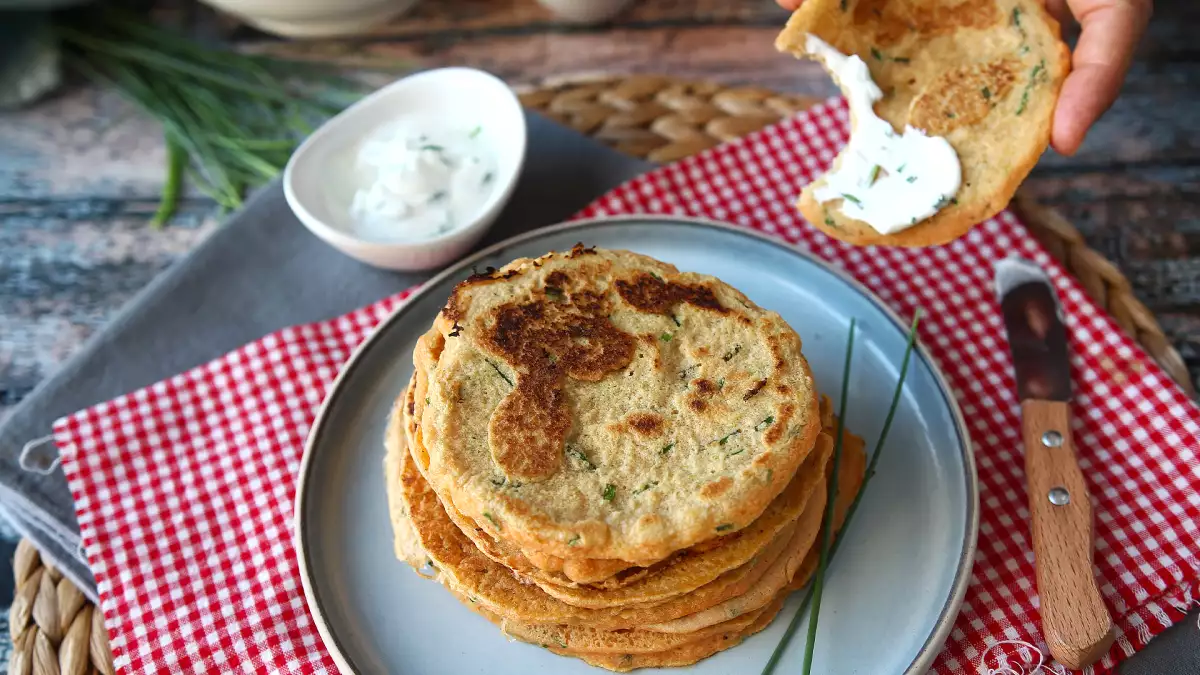 Fluffy, light, and packed with protein: these savory pancakes have one ingredient that will surprise you
