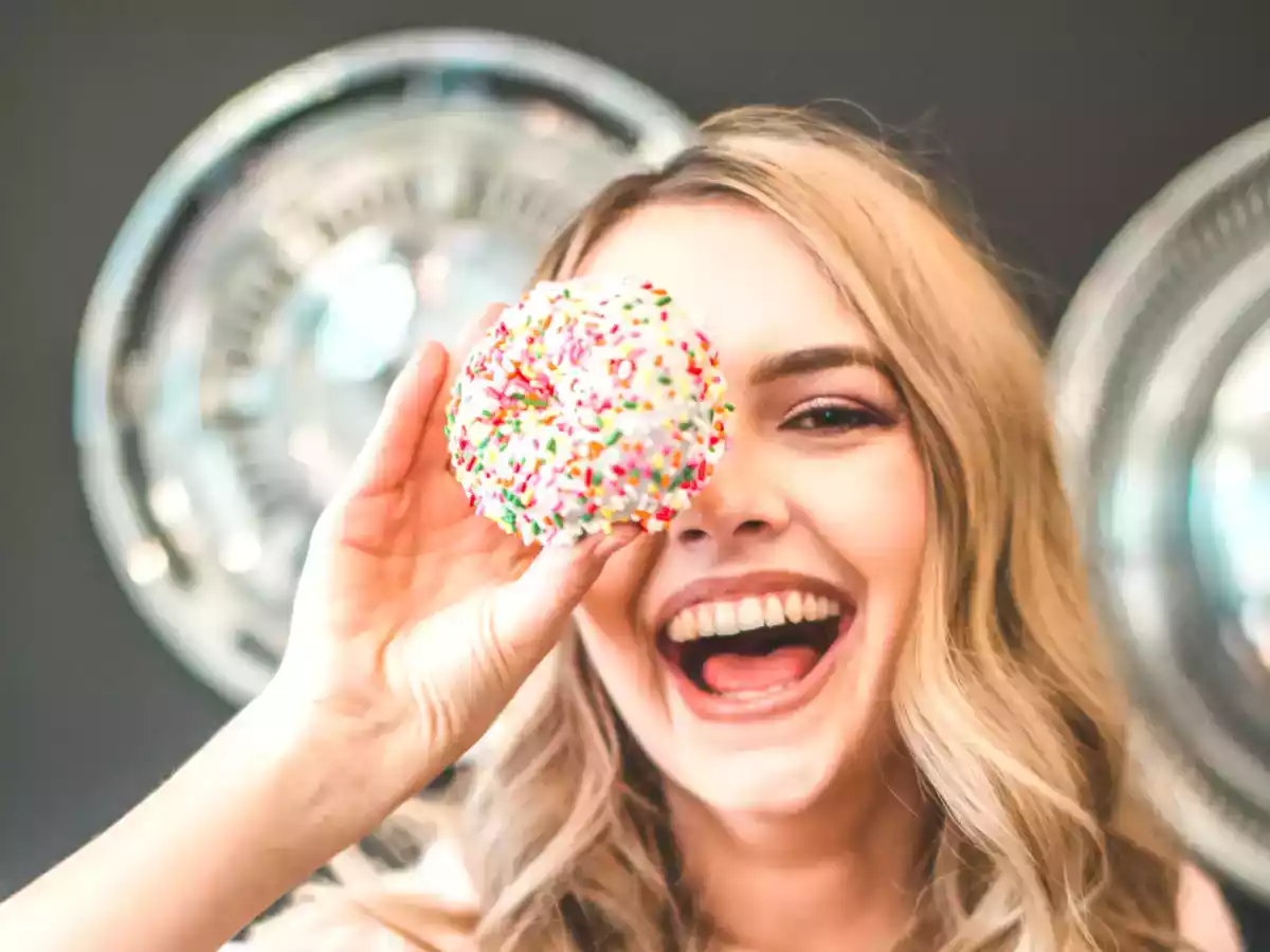 The foods that stain teeth the most: Take care of your smile!